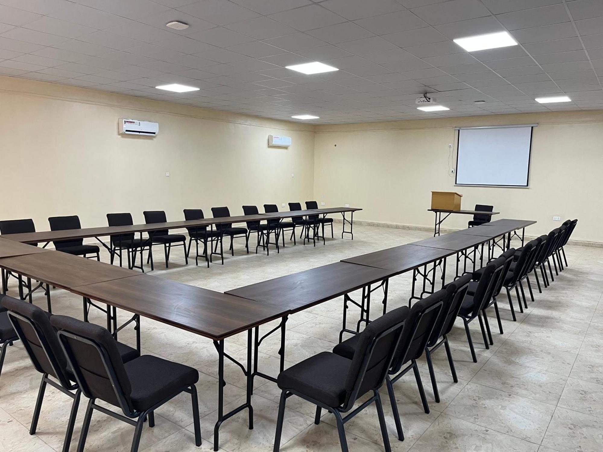 Adis Hotels Prime Ibadan Extérieur photo