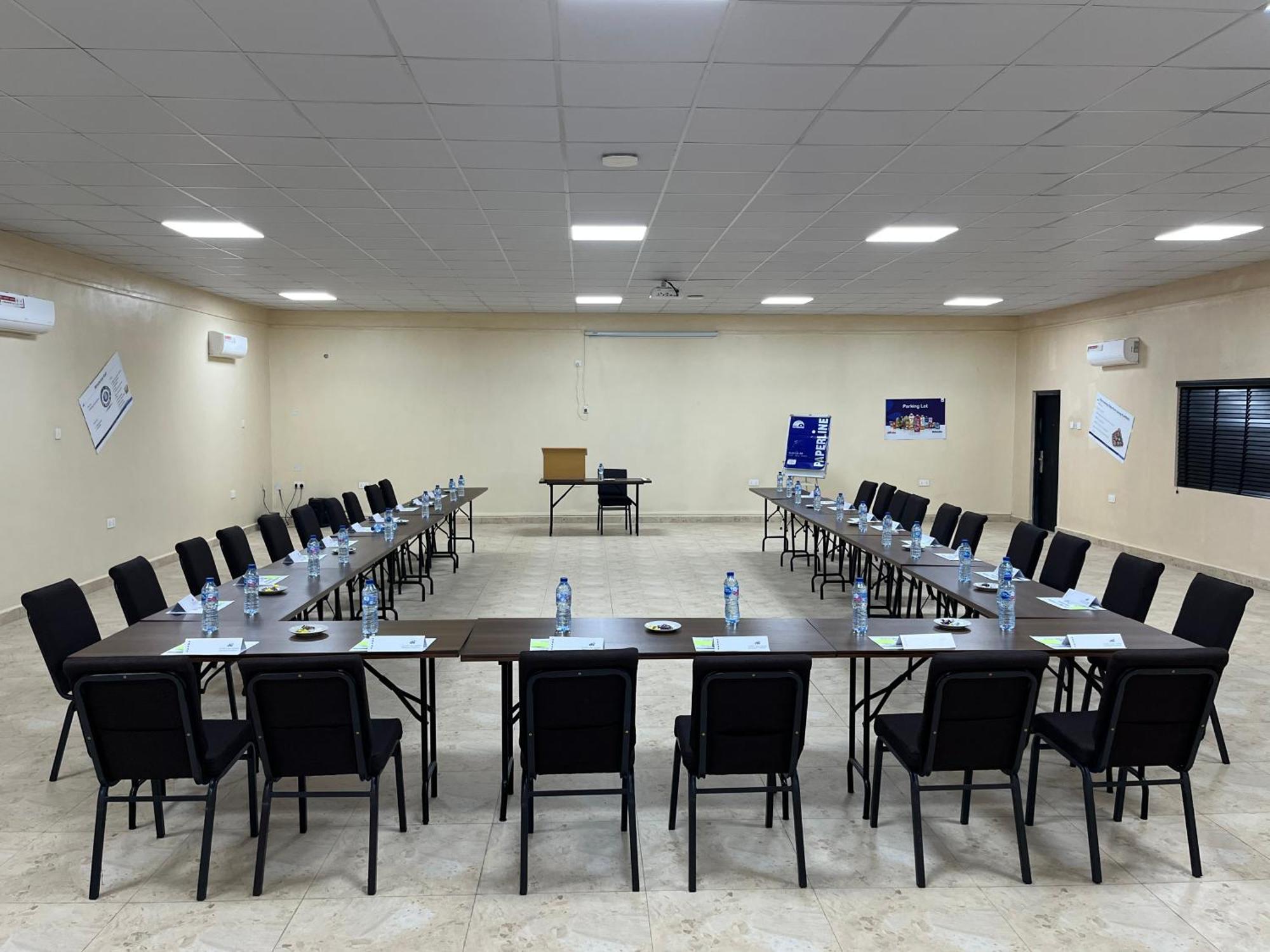 Adis Hotels Prime Ibadan Extérieur photo
