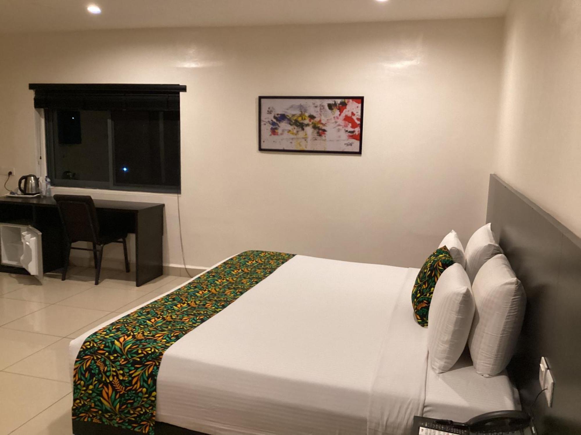 Adis Hotels Prime Ibadan Extérieur photo