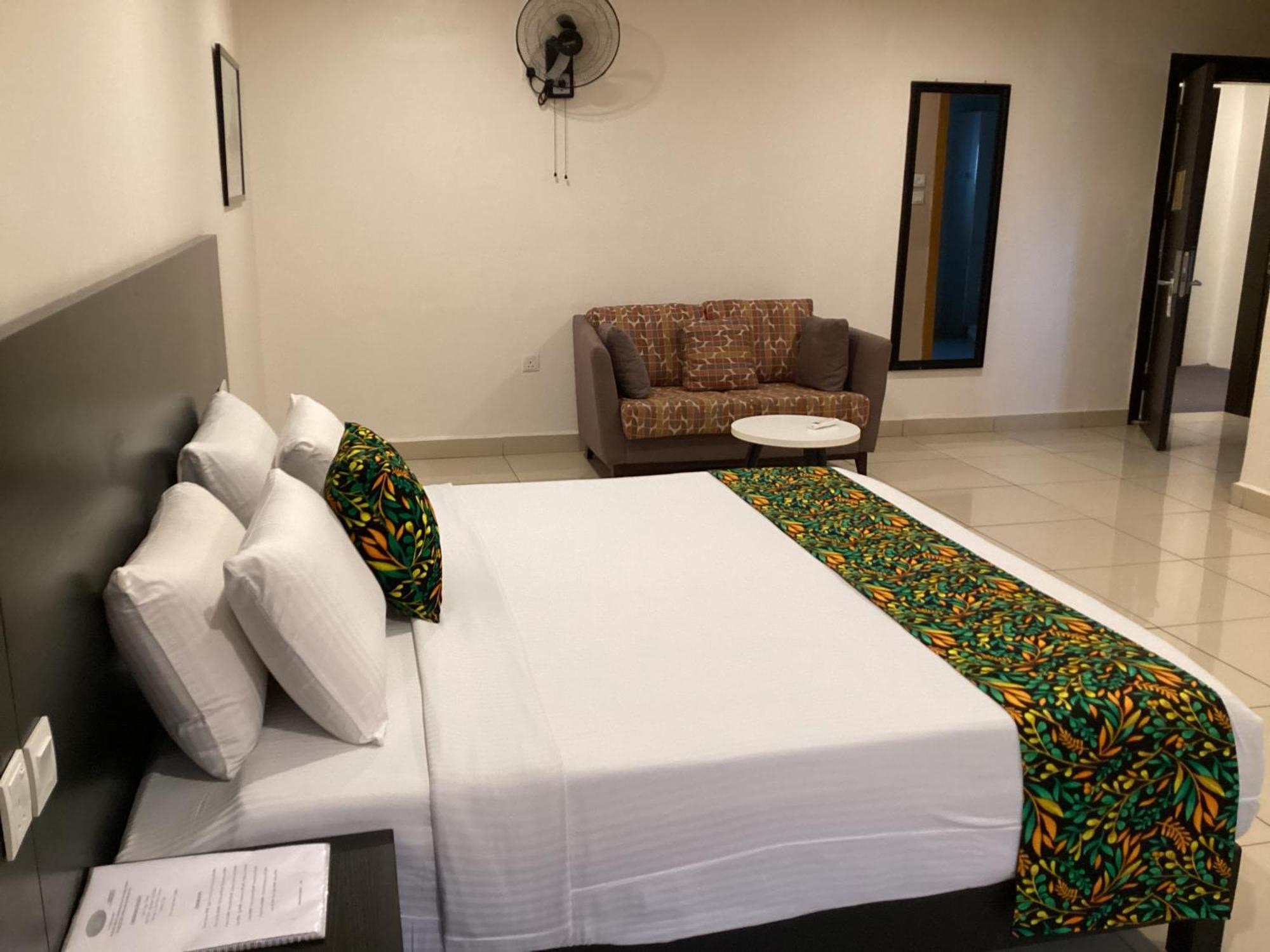 Adis Hotels Prime Ibadan Extérieur photo