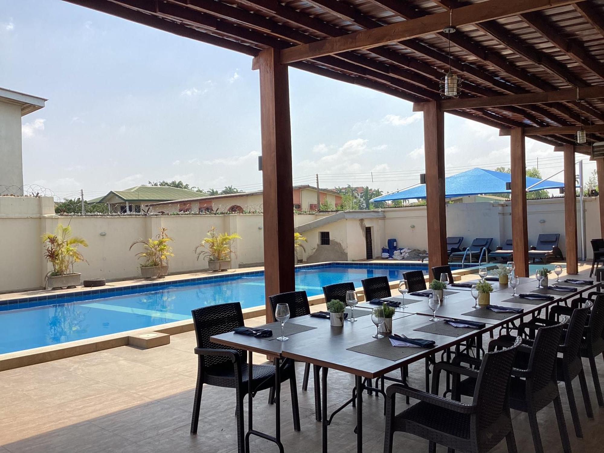 Adis Hotels Prime Ibadan Extérieur photo