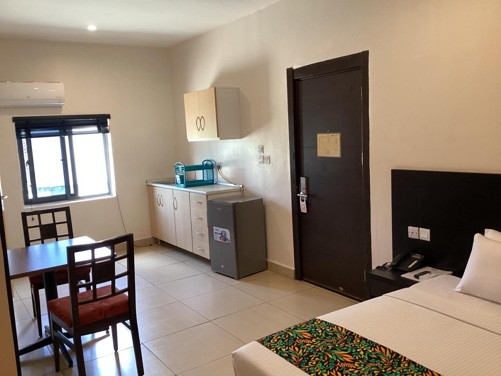 Adis Hotels Prime Ibadan Extérieur photo